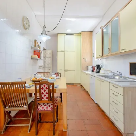 Granja Family Beach House *